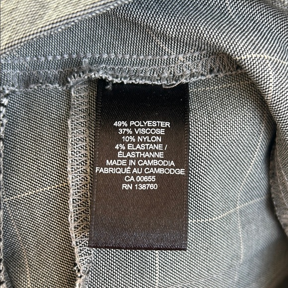 RW&CO. Camber & Grace Gray Plaid Dress Pants - Picture 12 of 12